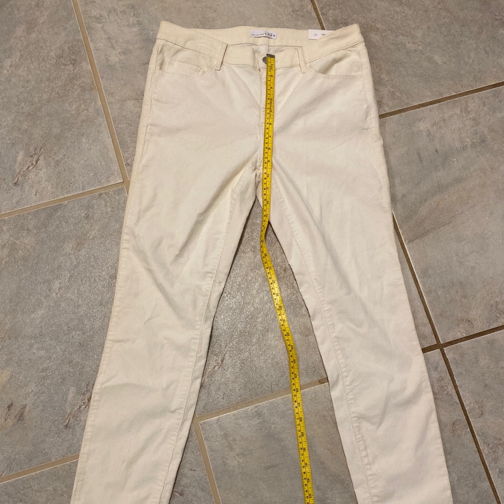 Loft Ann Taylor corduroy long pants. Skinny leg